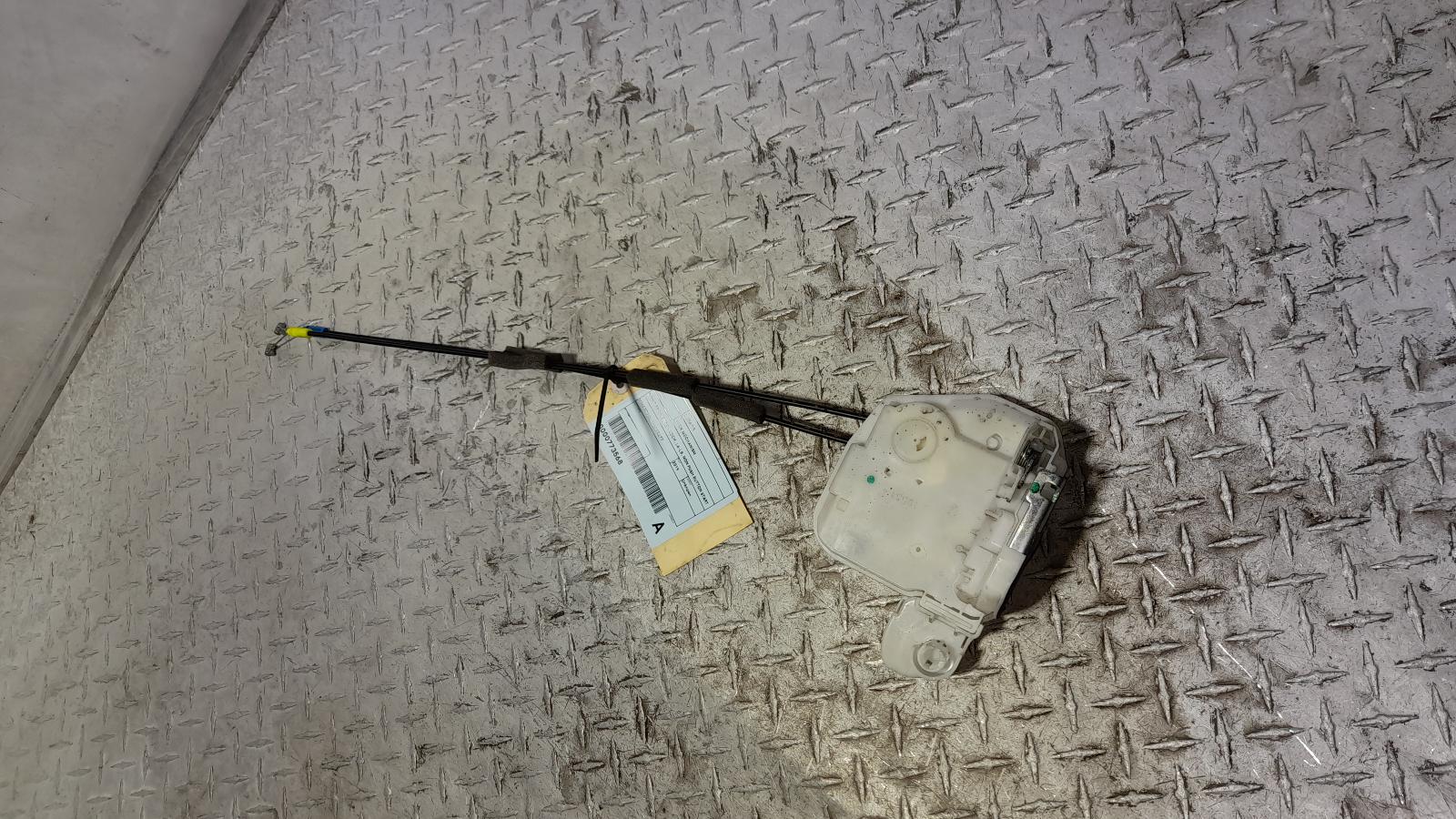 View Auto part Door/Boot/Gate Lock Mitsubishi Mirage 2019