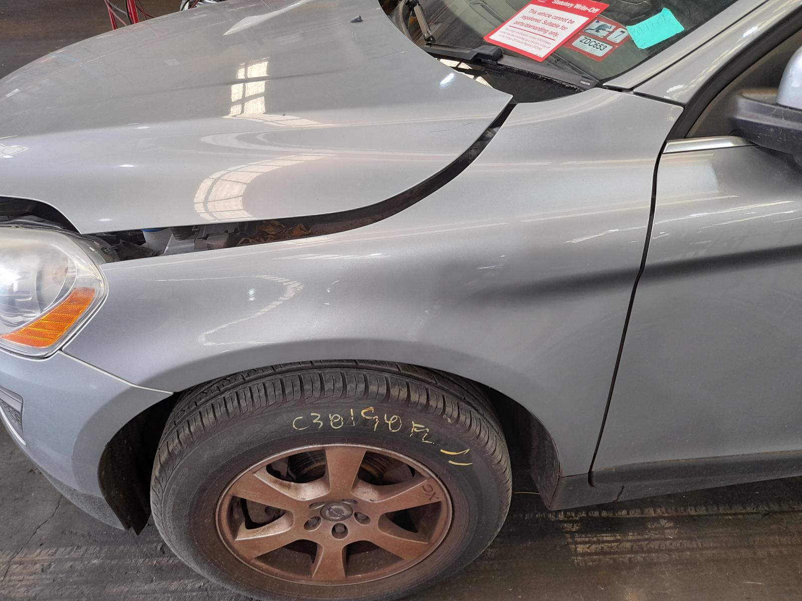 View Auto part Left Guard Volvo Xc60 2012