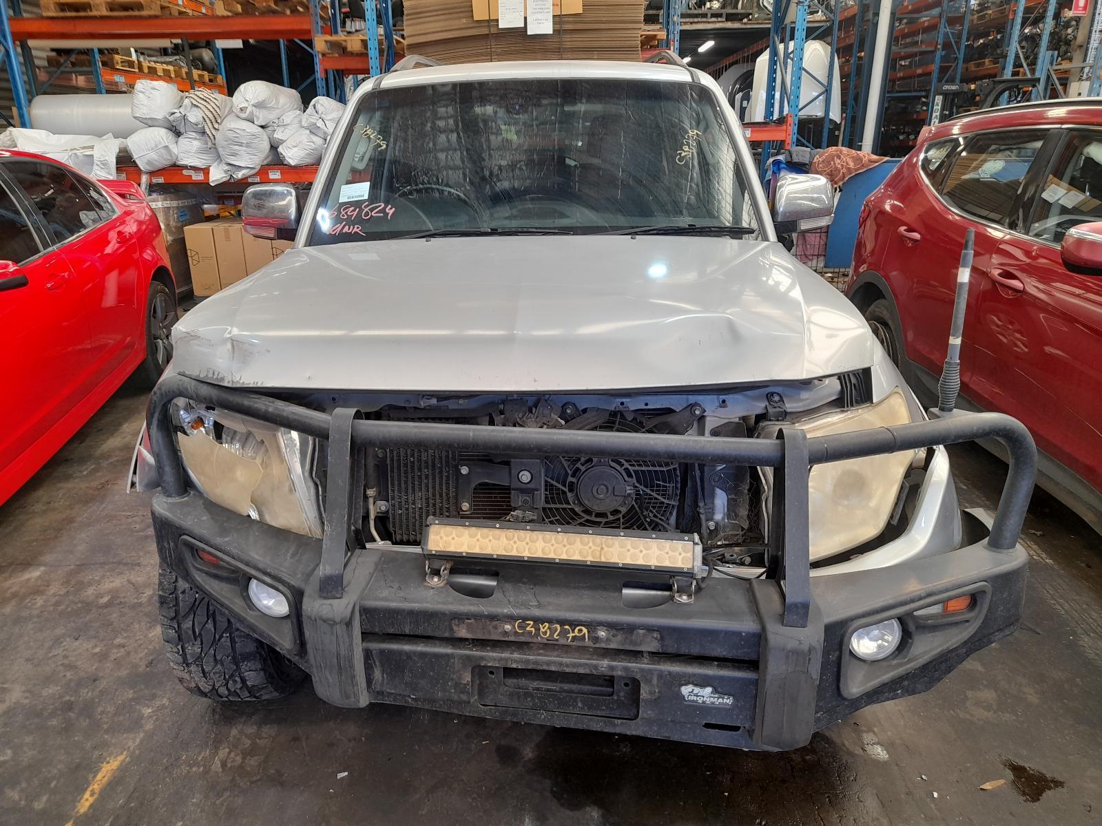 View Auto part Trans/Gearbox Mitsubishi Pajero 2012