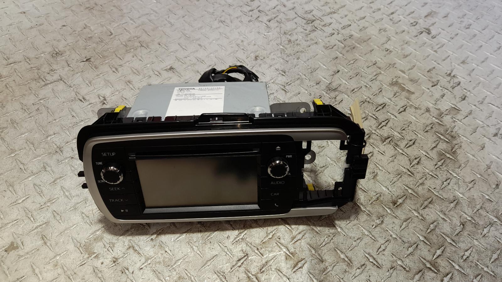 View Auto part Radio/Cd/Dvd/Sat/Tv Toyota Yaris 2016