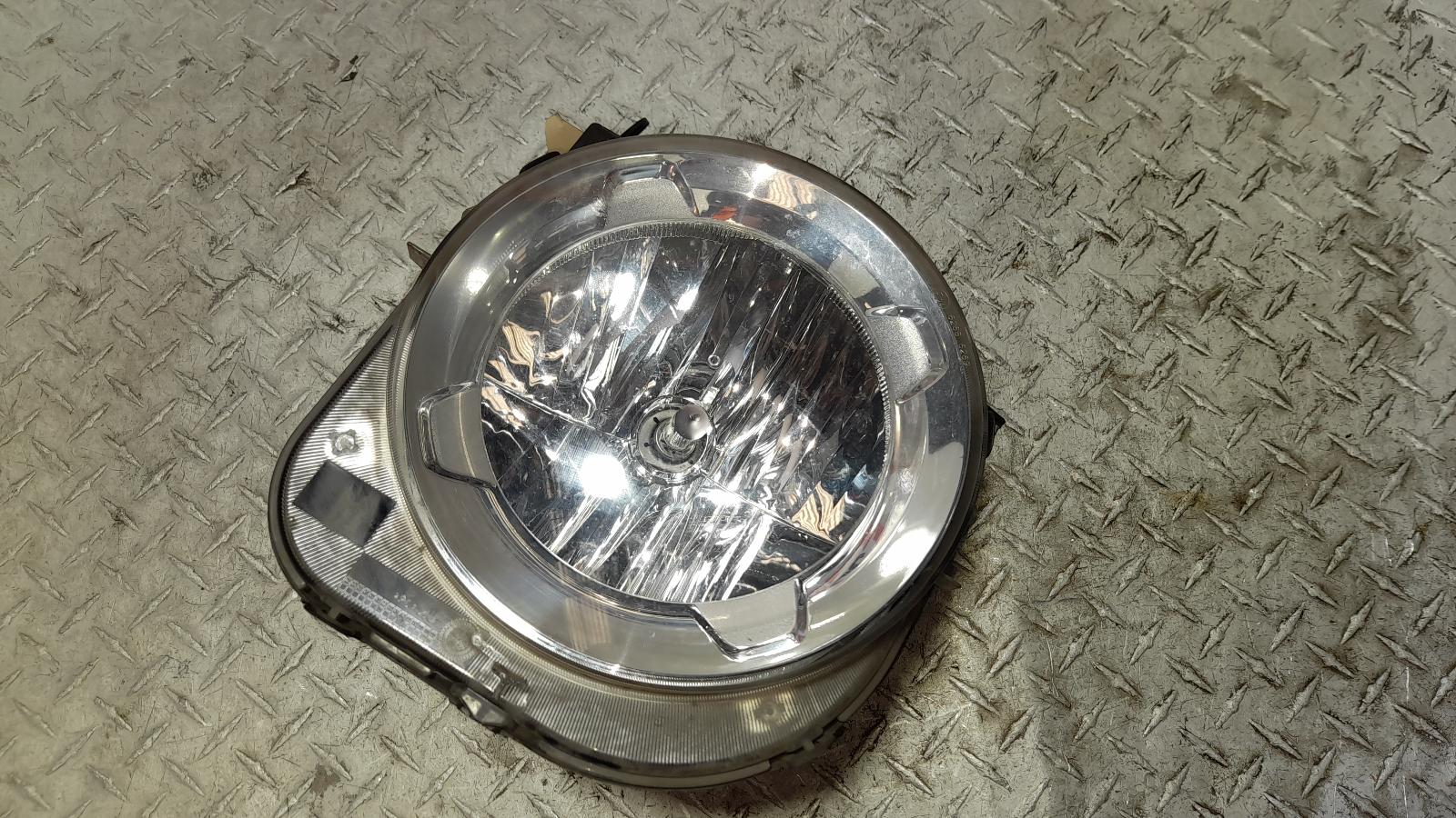 View Auto part Right Headlamp Jeep Renegade 2015