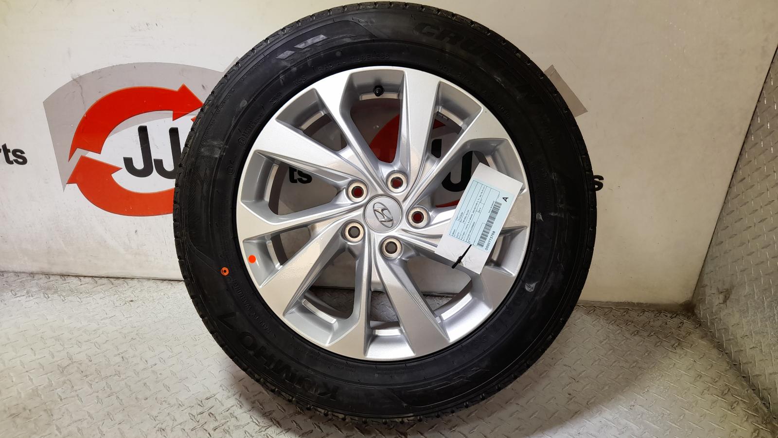 View Auto part Wheel Mag Hyundai Tucson 2019