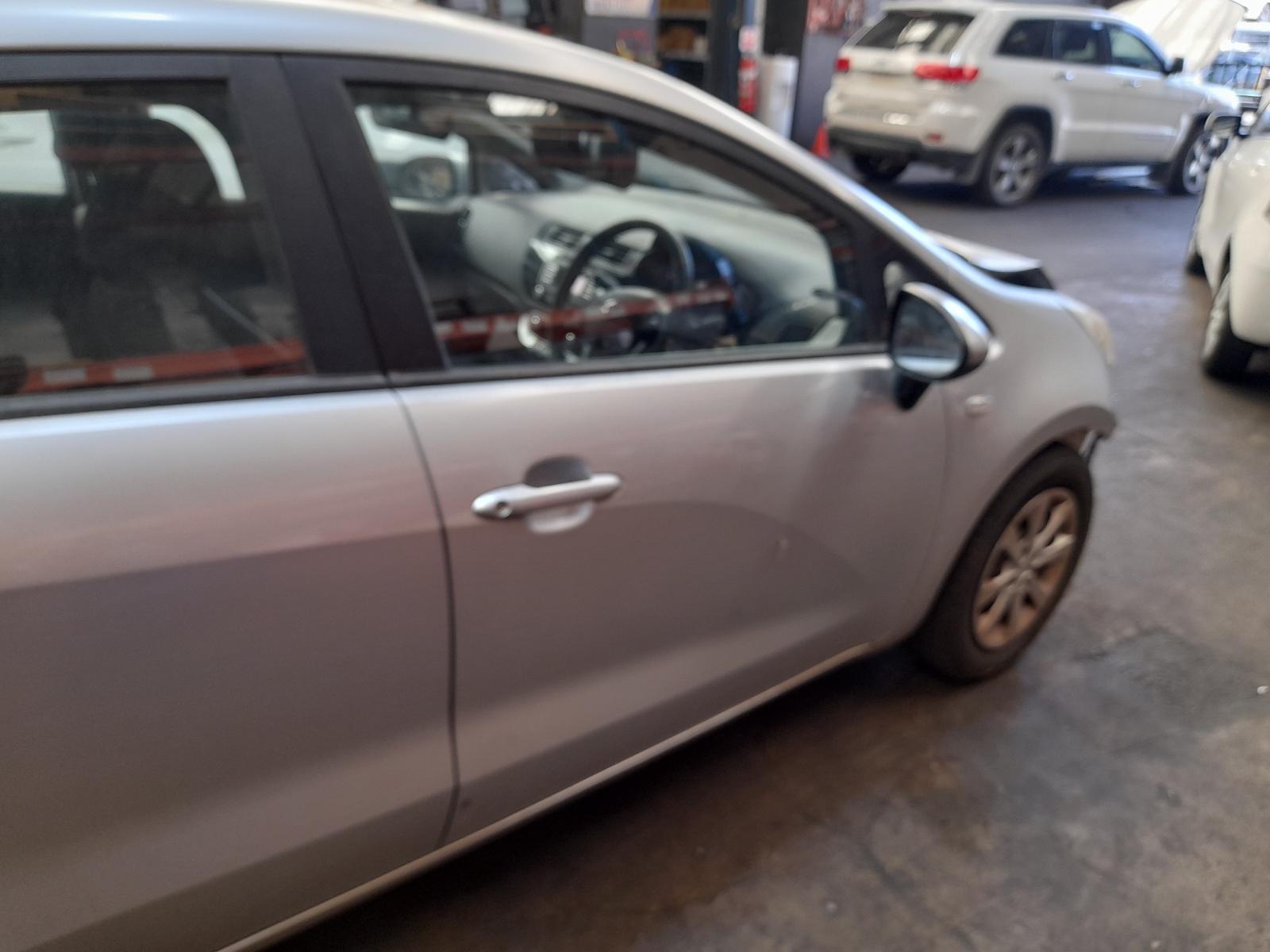View Auto part Right Front Door Kia Rio 2014