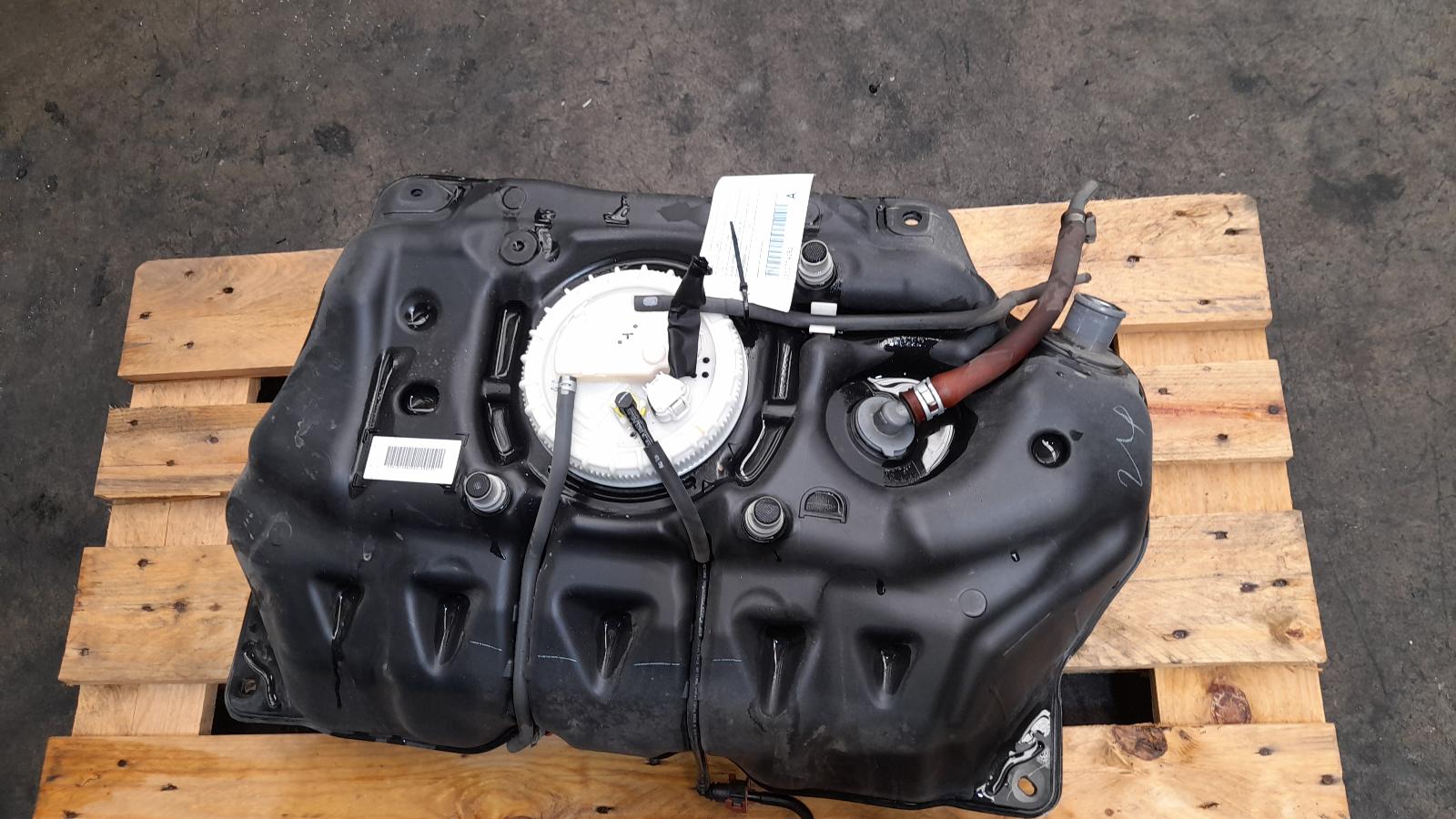 View Auto part Fuel Tank Toyota Yaris 2010