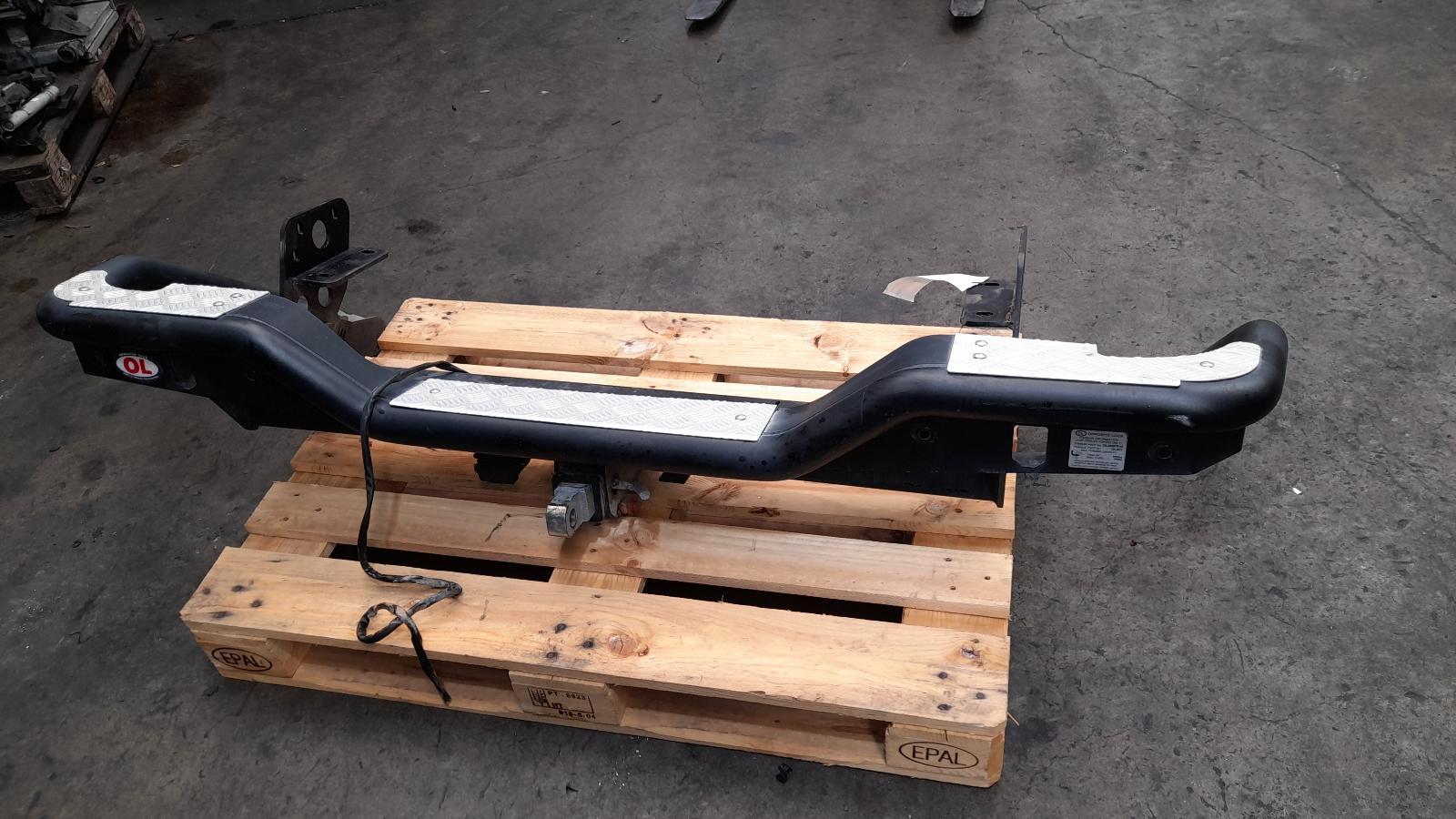View Auto part Towbar Mazda Bt50 2013