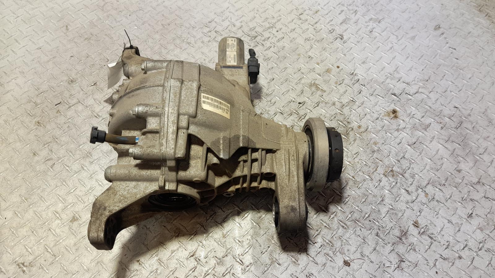 View Auto part Differential Centre Jeep Grandcherokee 2015