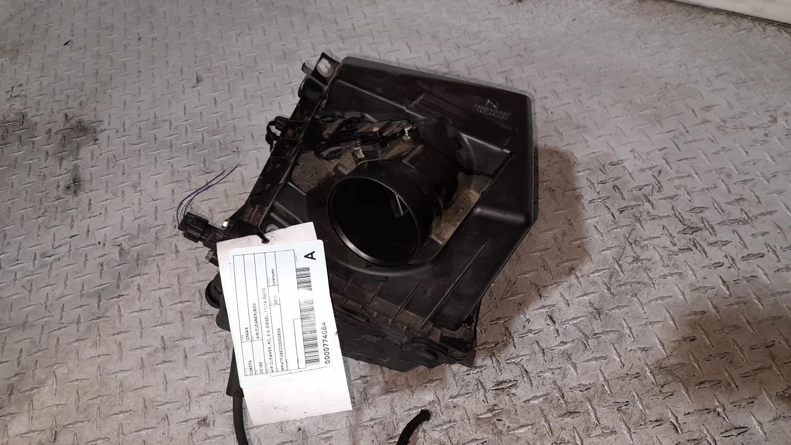 View Auto part Air Cleaner/Box Isuzu Dmax 2018