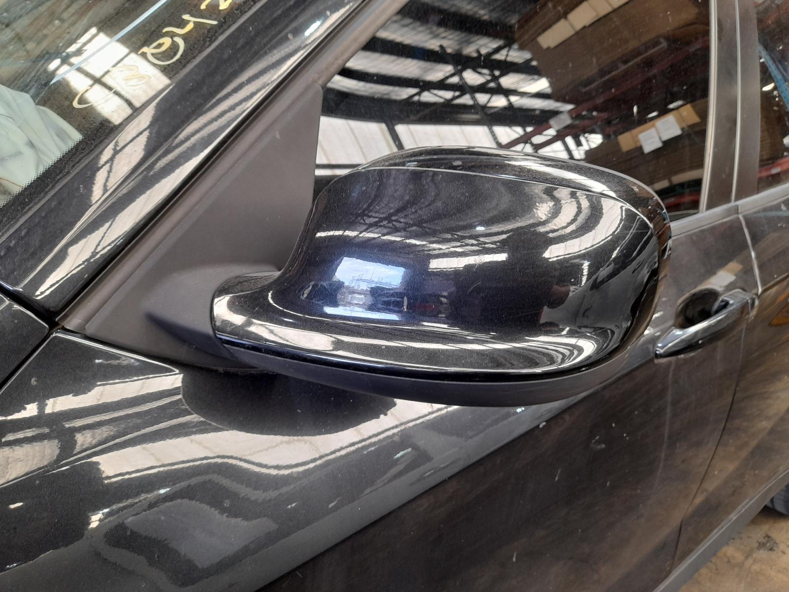 View Auto part Left Door Mirror Bmw X1 2011