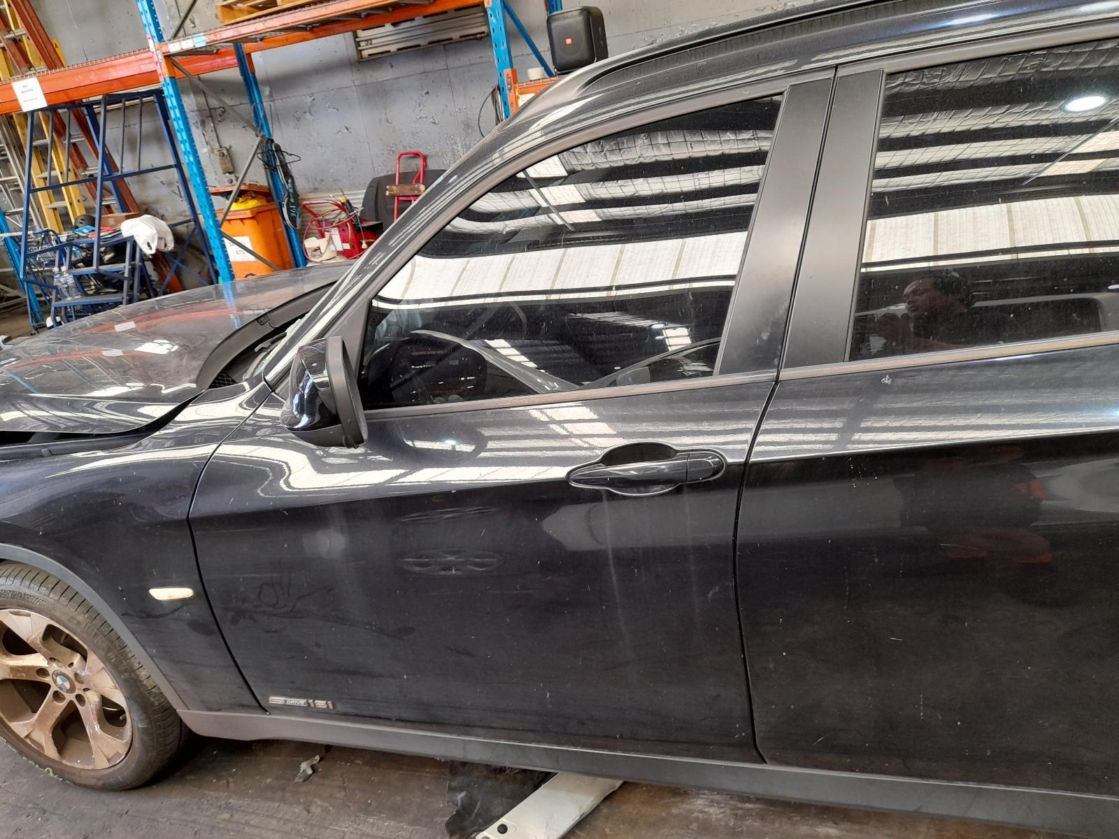 View Auto part Left Front Door Window Bmw X1 2011