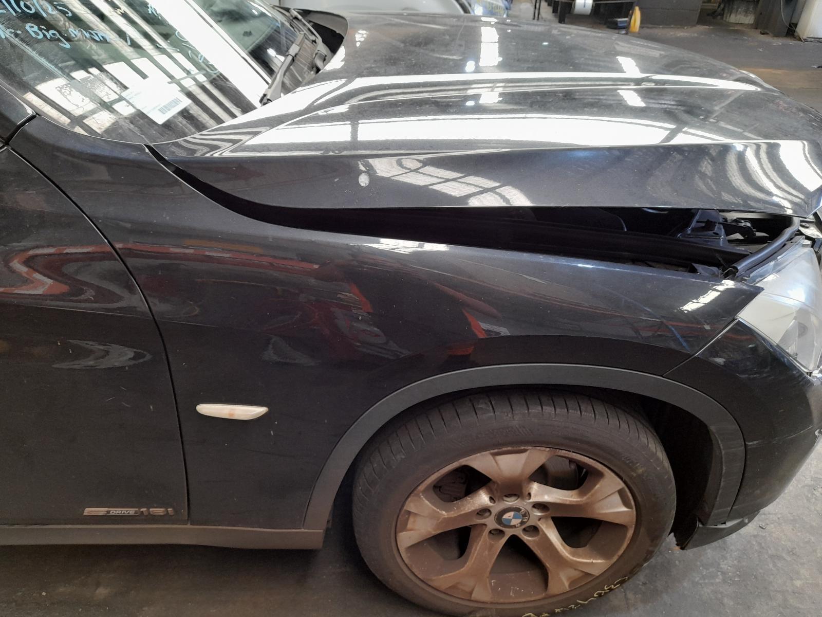 View Auto part Right Guard Bmw X1 2011