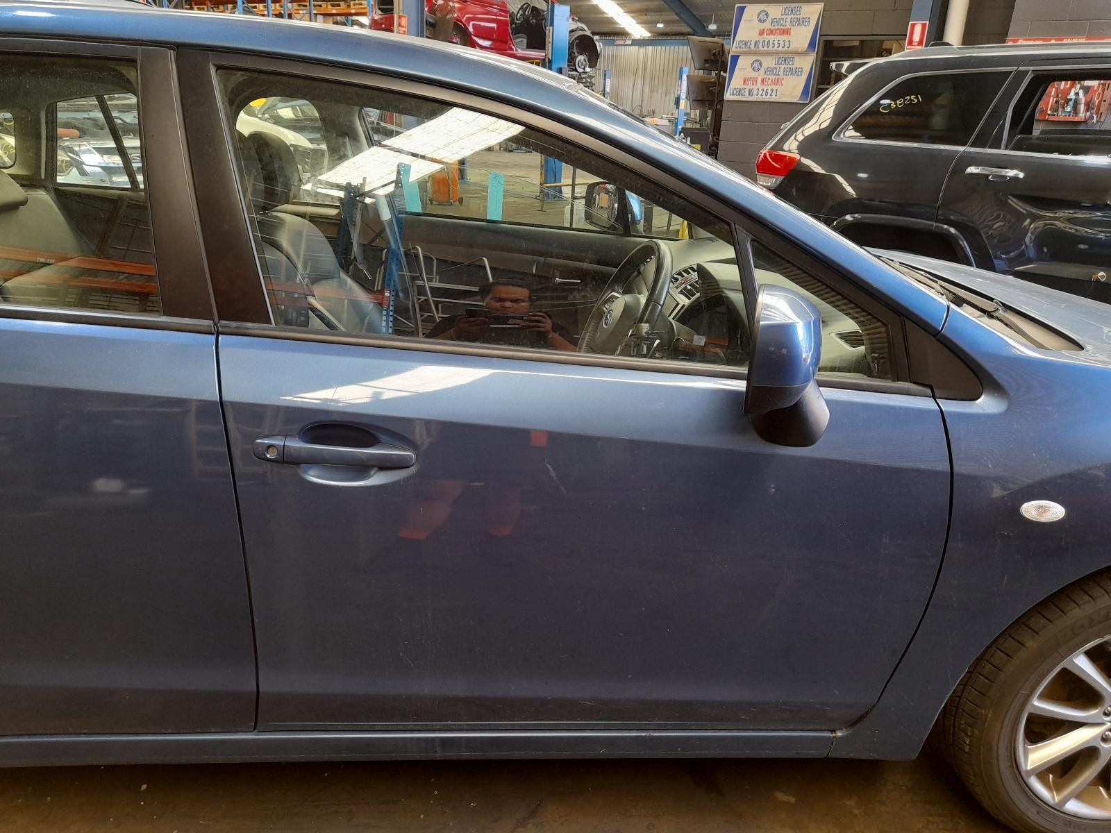 View Auto part Right Front Door Subaru Impreza 2014