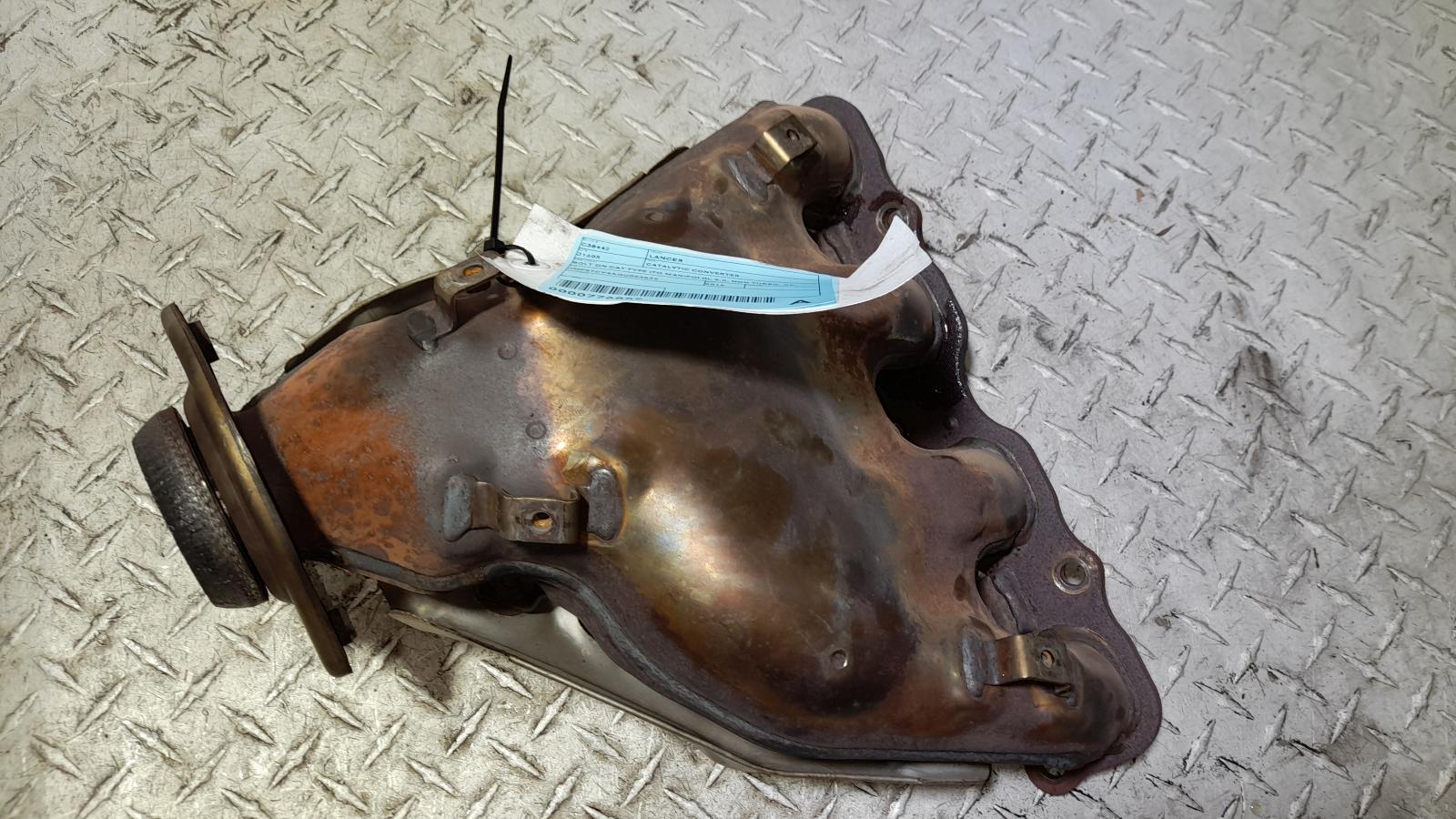 View Auto part Catalytic Converter Mitsubishi Lancer 2016