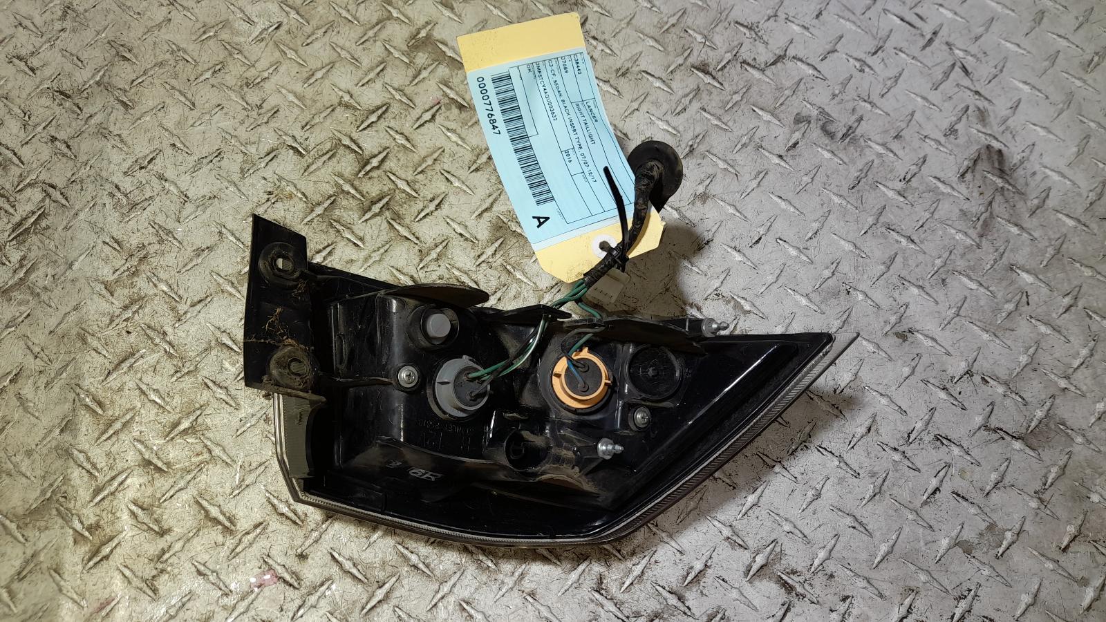 View Auto part Right Taillight Mitsubishi Lancer 2016