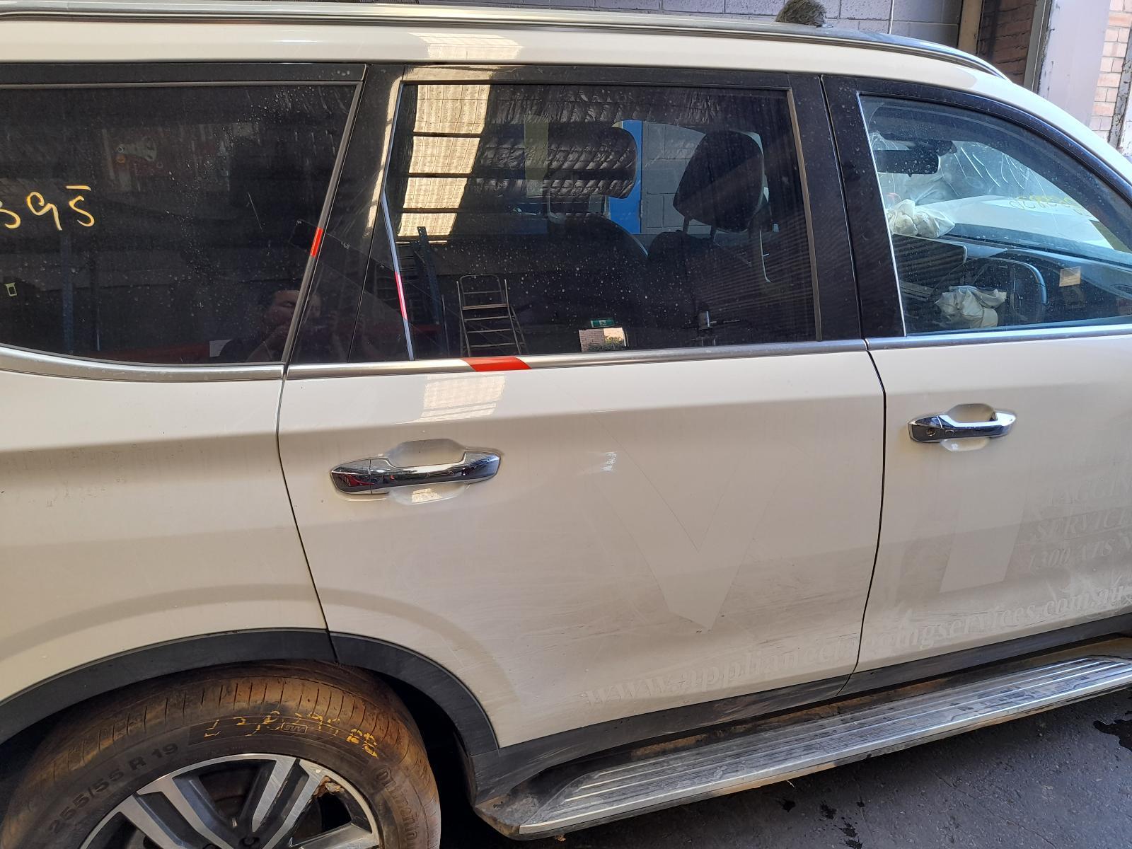 View Auto part Right Rear Door Sliding Ldv D90 2022