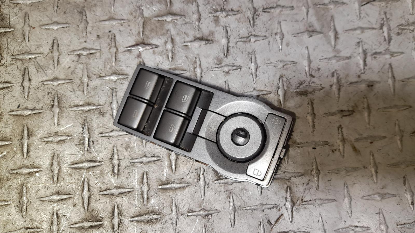 View Auto part Pwr Dr Wind Switch Holden Statesman/caprice 2012