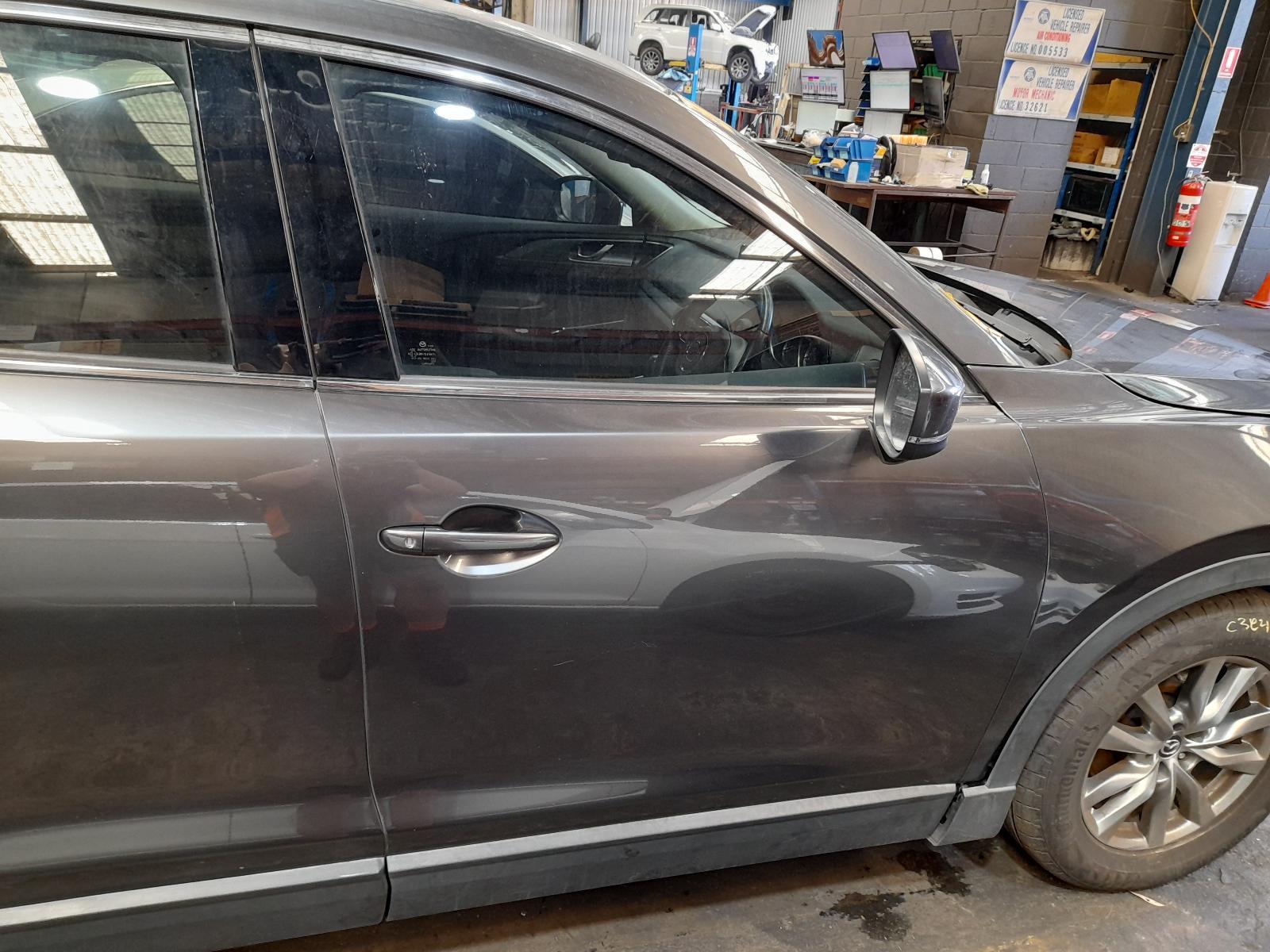 View Auto part Right Front Door Mazda Cx9 2016