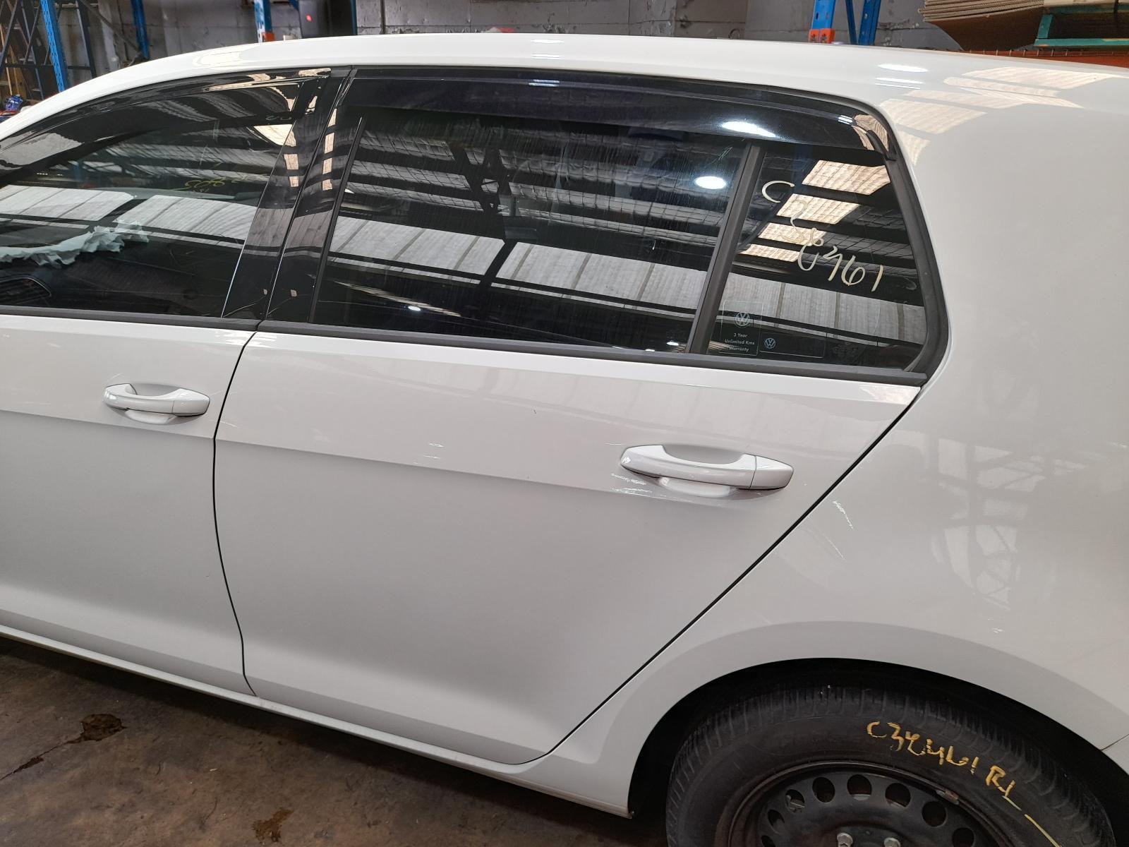 View Auto part Left Rear Door/Sliding Volkswagen Golf 2014