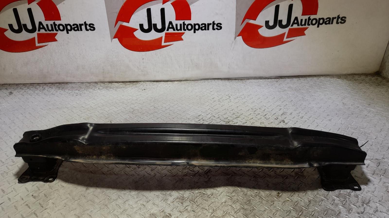 View Auto part R/Bar Bracket/Reinfo Volkswagen Golf 2014