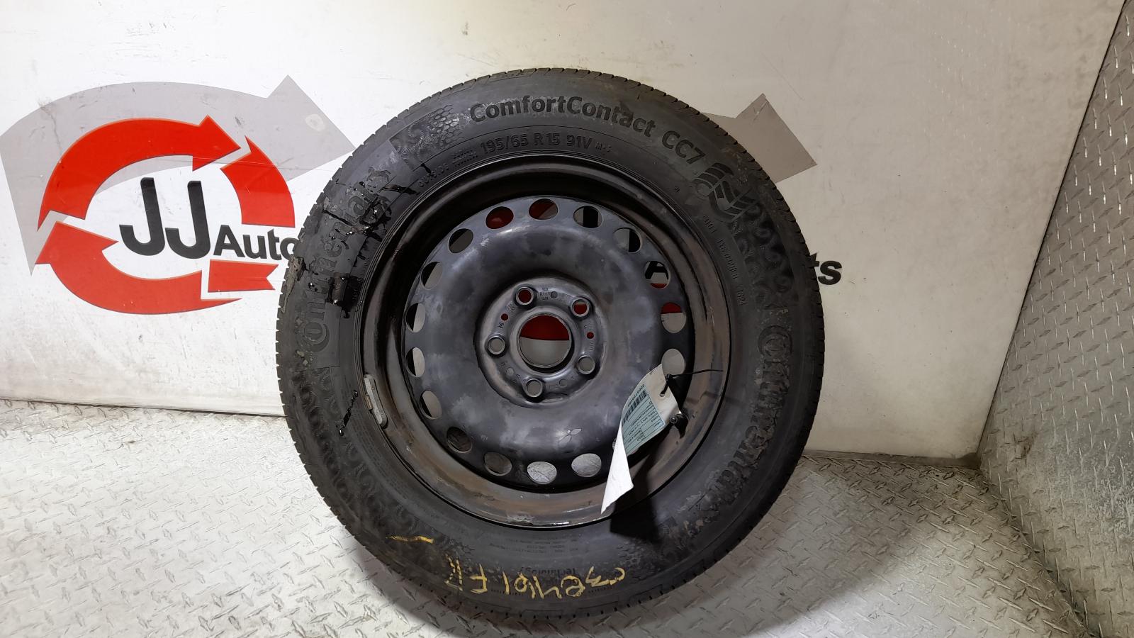 View Auto part Wheel Standard/Steel Volkswagen Golf 2014