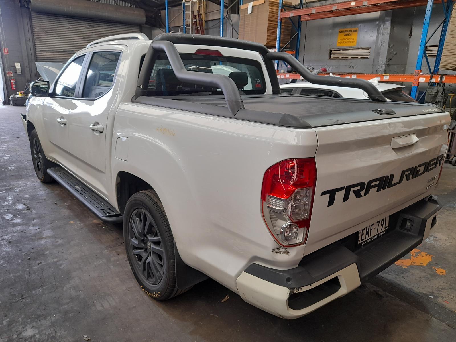 View Auto part Tonneau/Cover Ldv T60 2020