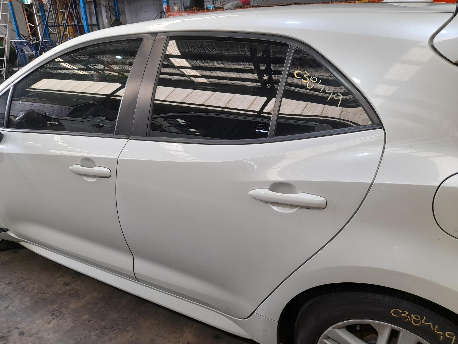 View Auto part Left Rear Door/Sliding Toyota Corolla 2020