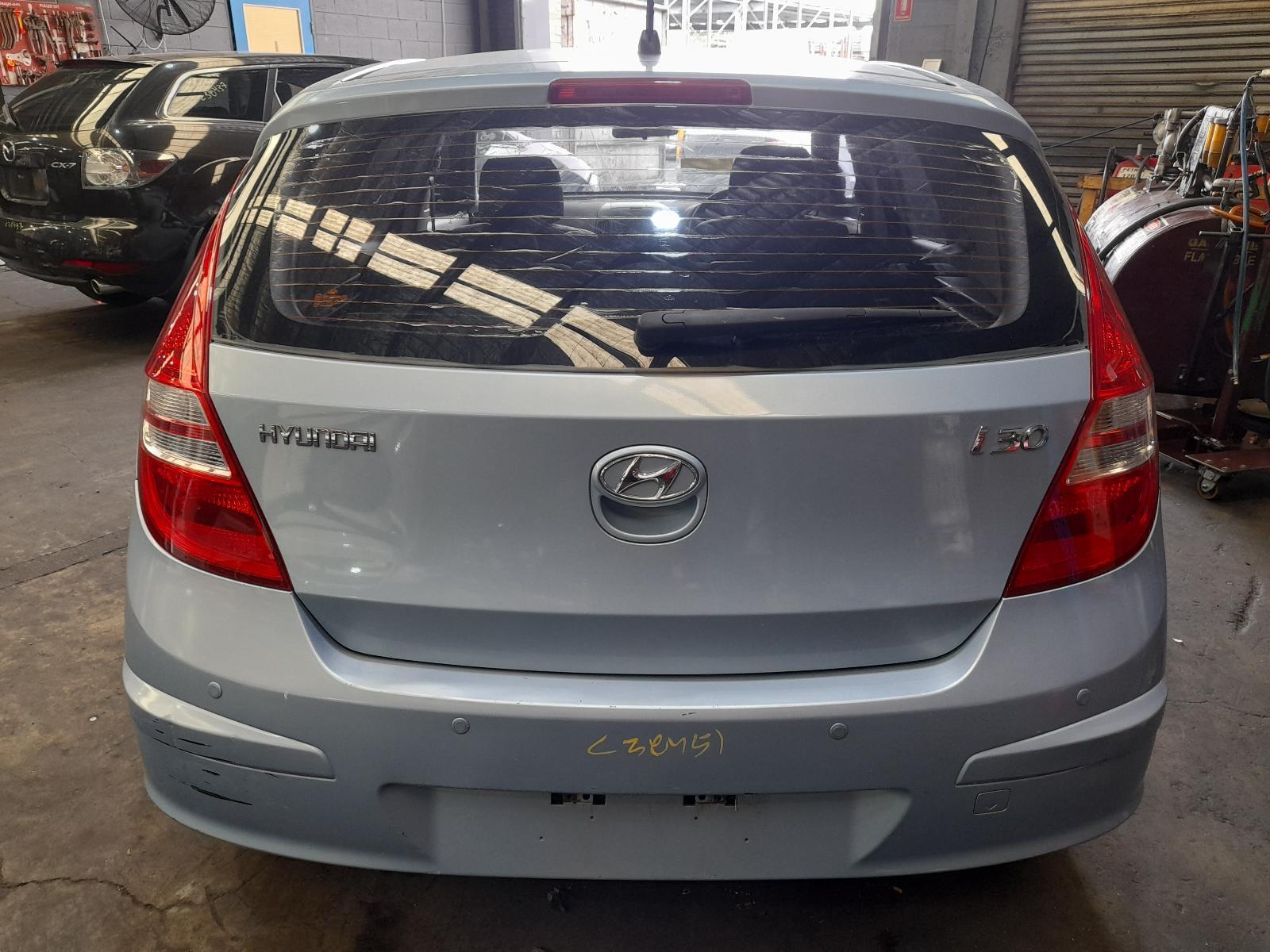 View Auto part Bootlid/Tailgate Hyundai I30 2011