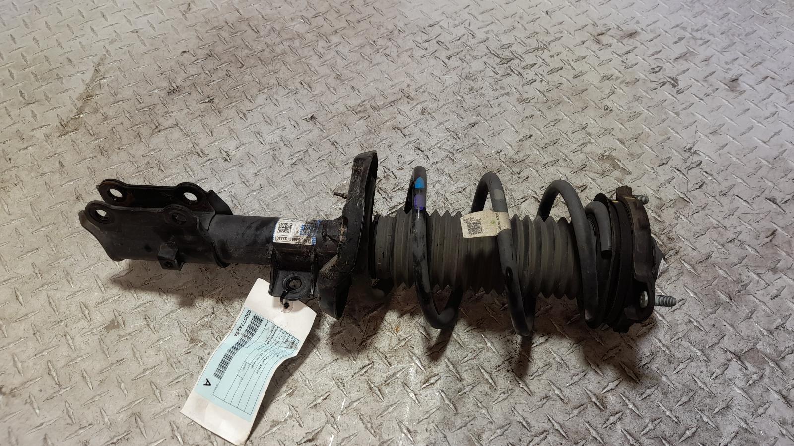 View Auto part Left Front Strut Hyundai I30 2022