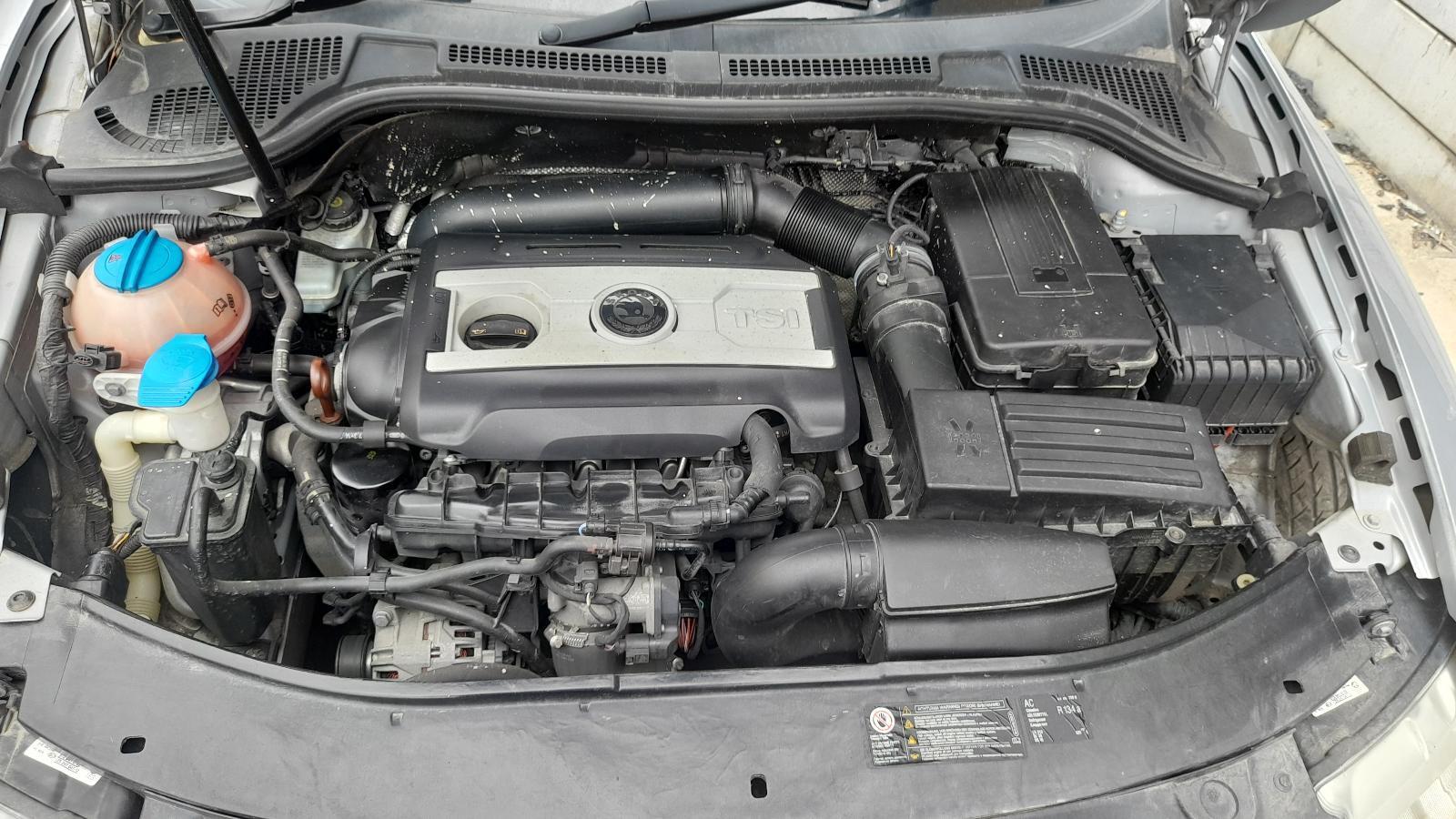 View Auto part Engine Skoda Superb 2012