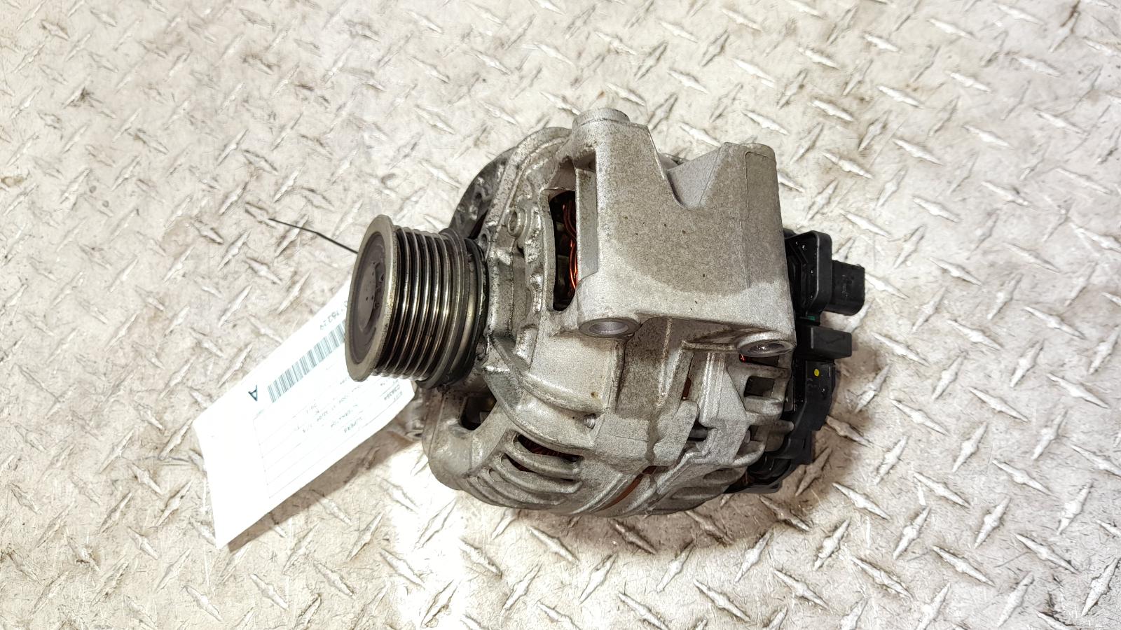 View Auto part Alternator Skoda Superb 2012
