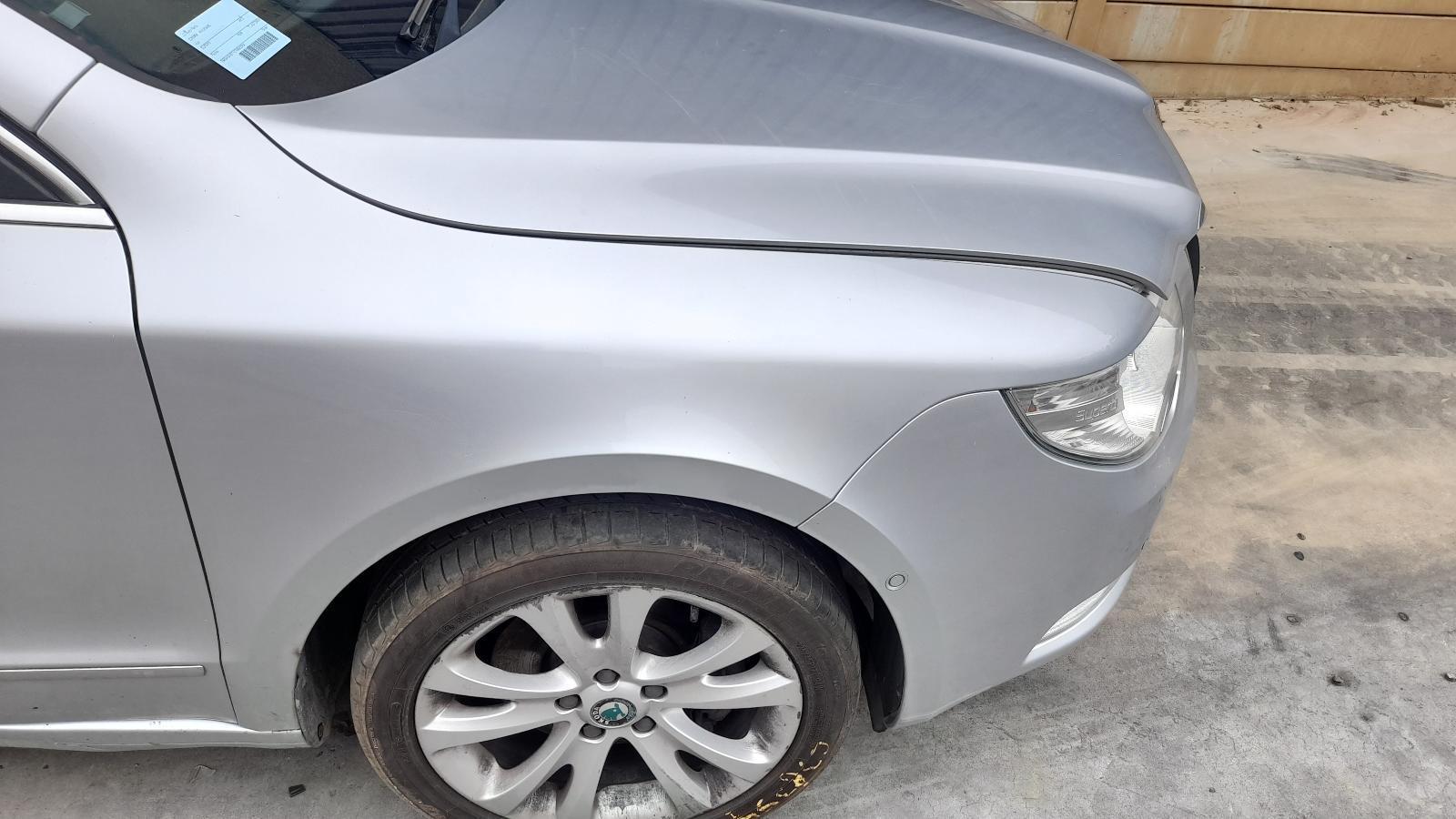 View Auto part Right Guard Skoda Superb 2012