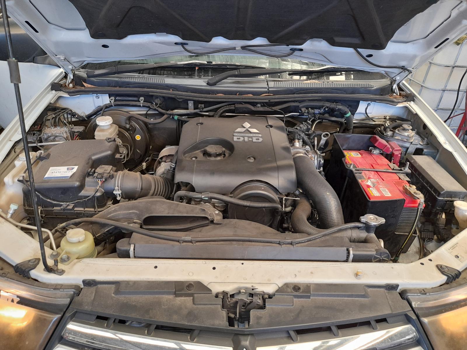 View Auto part Engine Mitsubishi Triton 2015