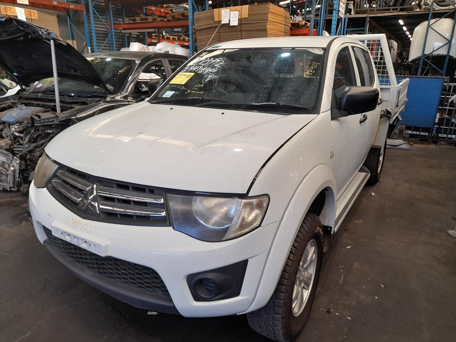 View Auto part Trans/Gearbox Mitsubishi Triton 2015