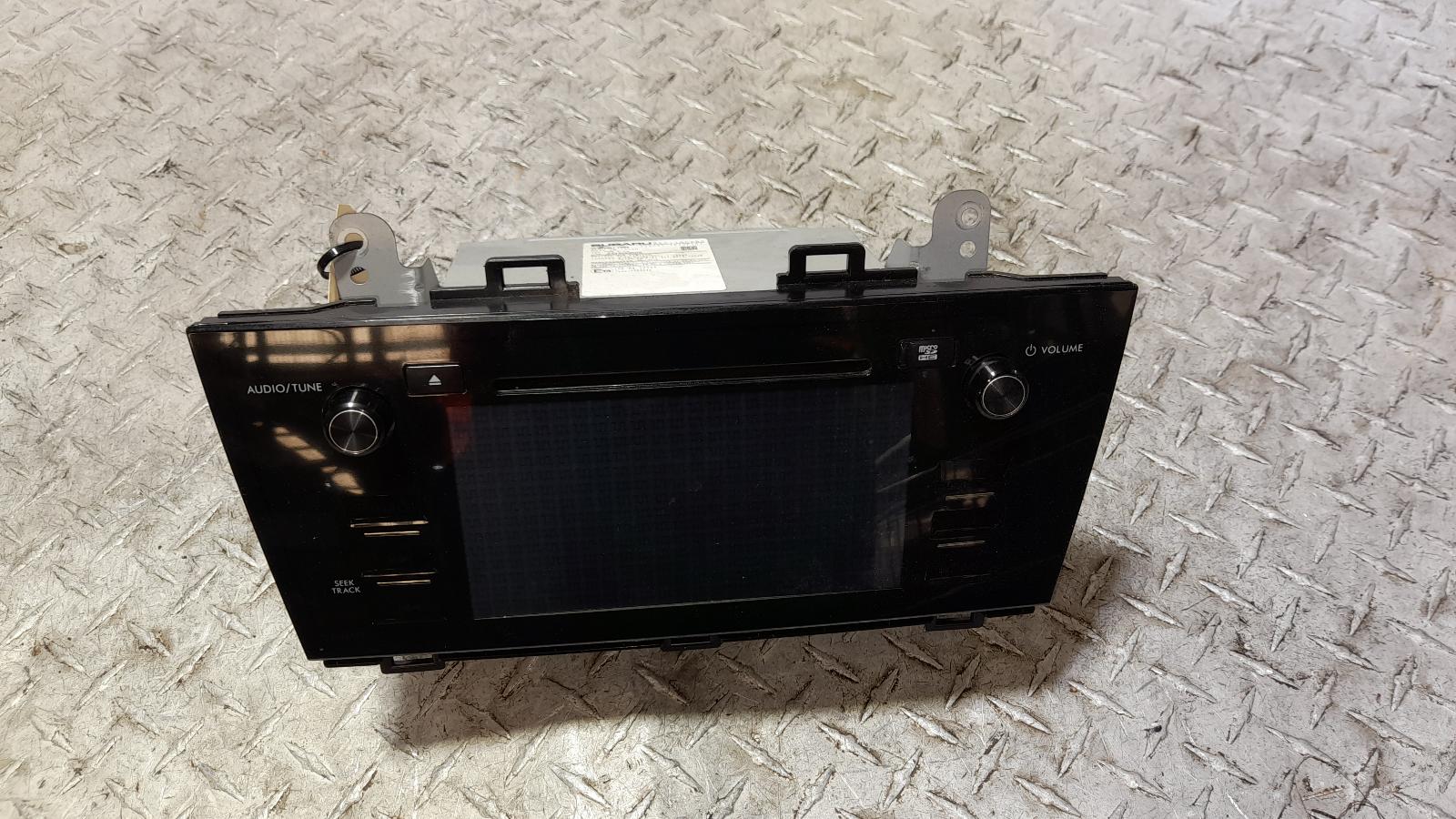 View Auto part Radio/Cd/Dvd/Sat/Tv Subaru Liberty 2015