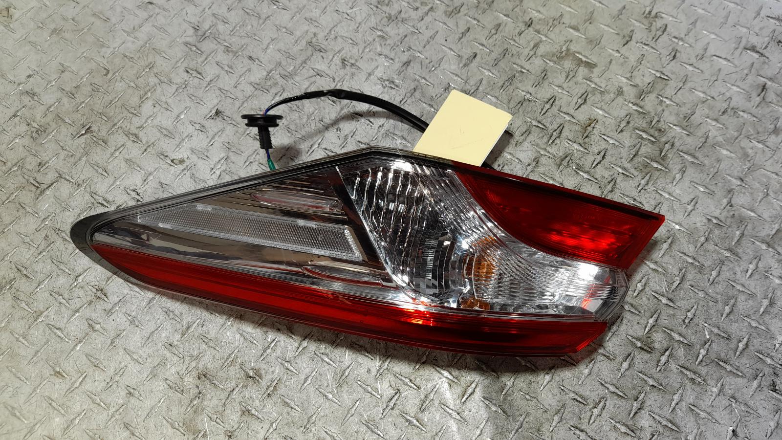 View Auto part Right Taillight Toyota Camry 2019