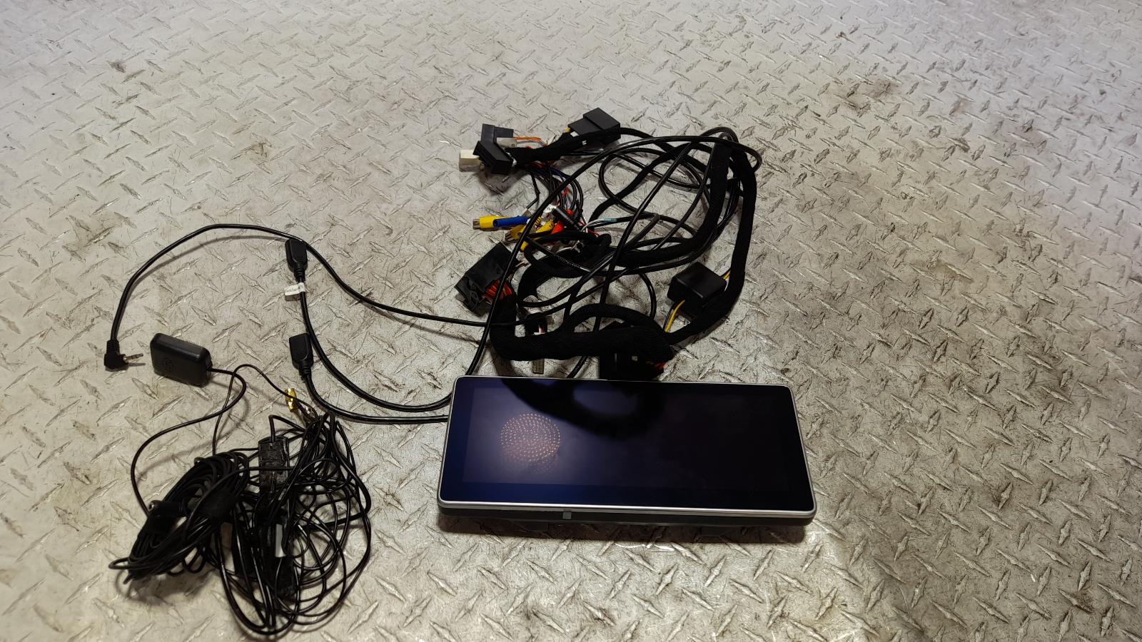 View Auto part Radio/Cd/Dvd/Sat/Tv Audi A4 2012