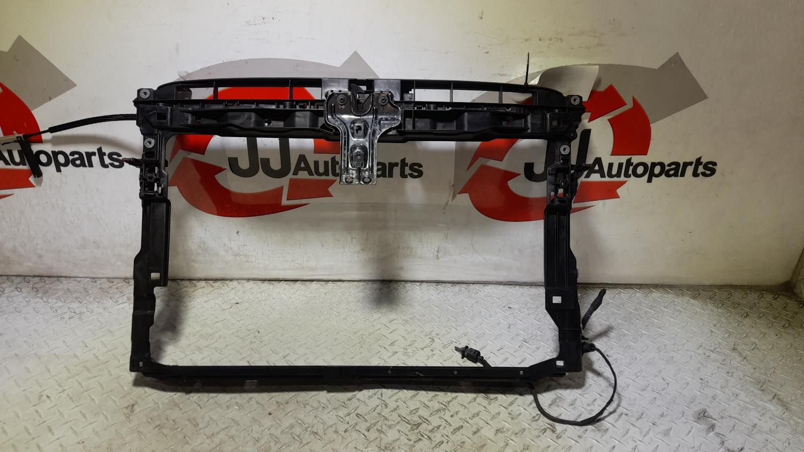 View Auto part Radiator Support Volkswagen Golf 2015