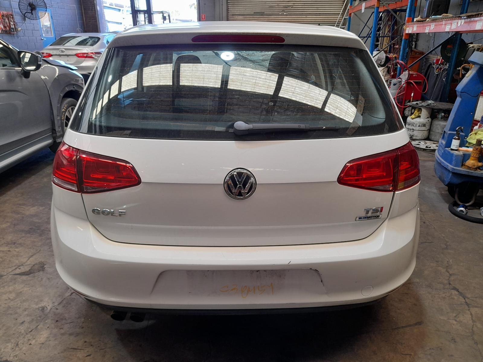 View Auto part Bootlid/Tailgate Volkswagen Golf 2015