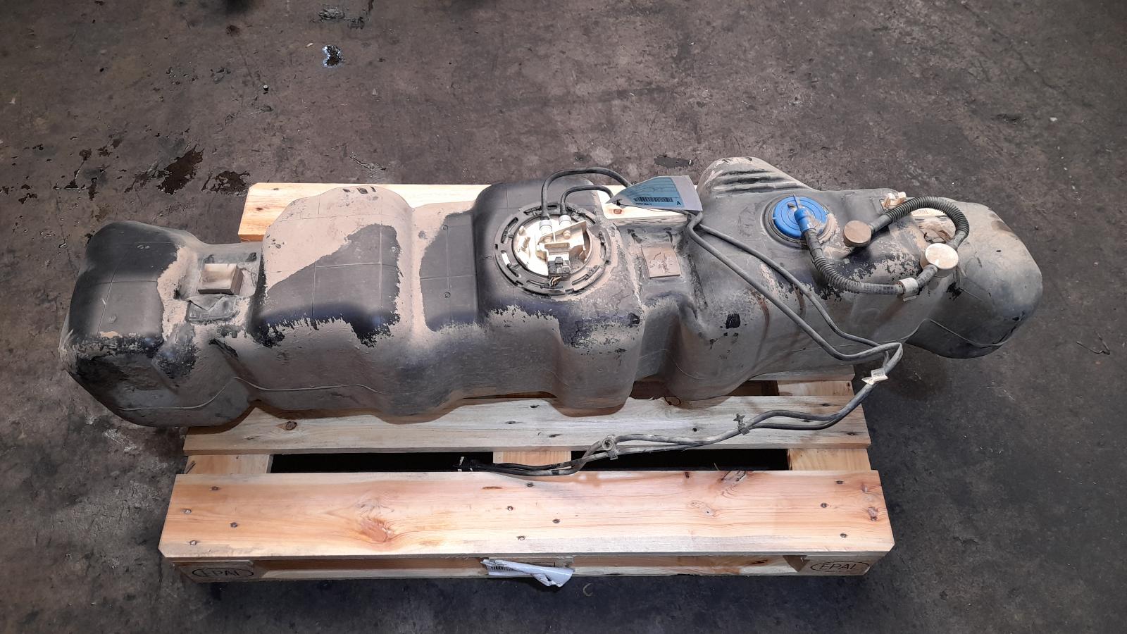 View Auto part Fuel Tank Ford Transit 2018