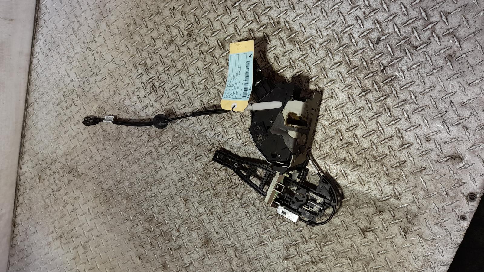 View Auto part Door/Boot/Gate Lock Ford Transit 2018