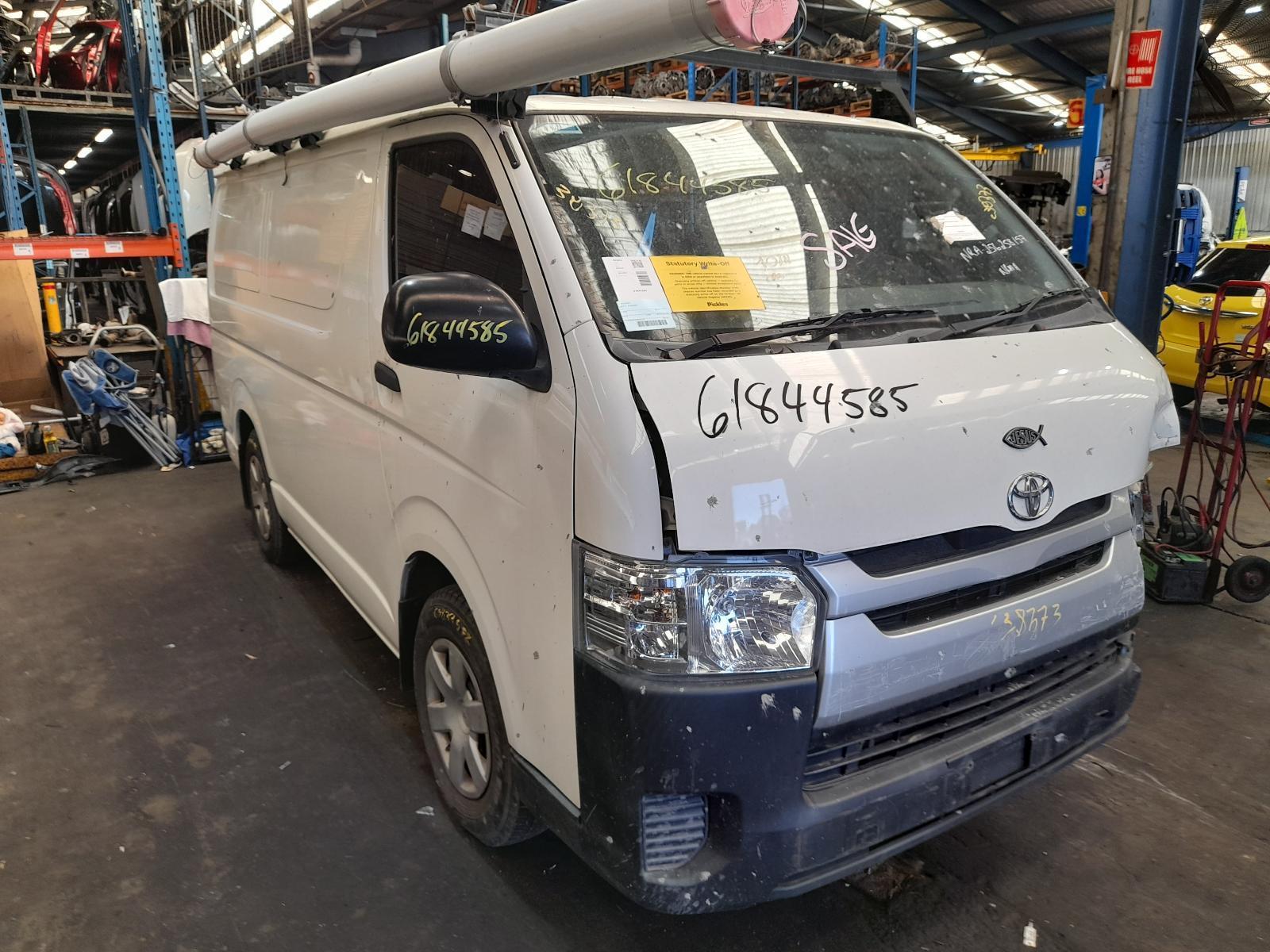 View Auto part Trans/Gearbox Toyota Hiace 2014