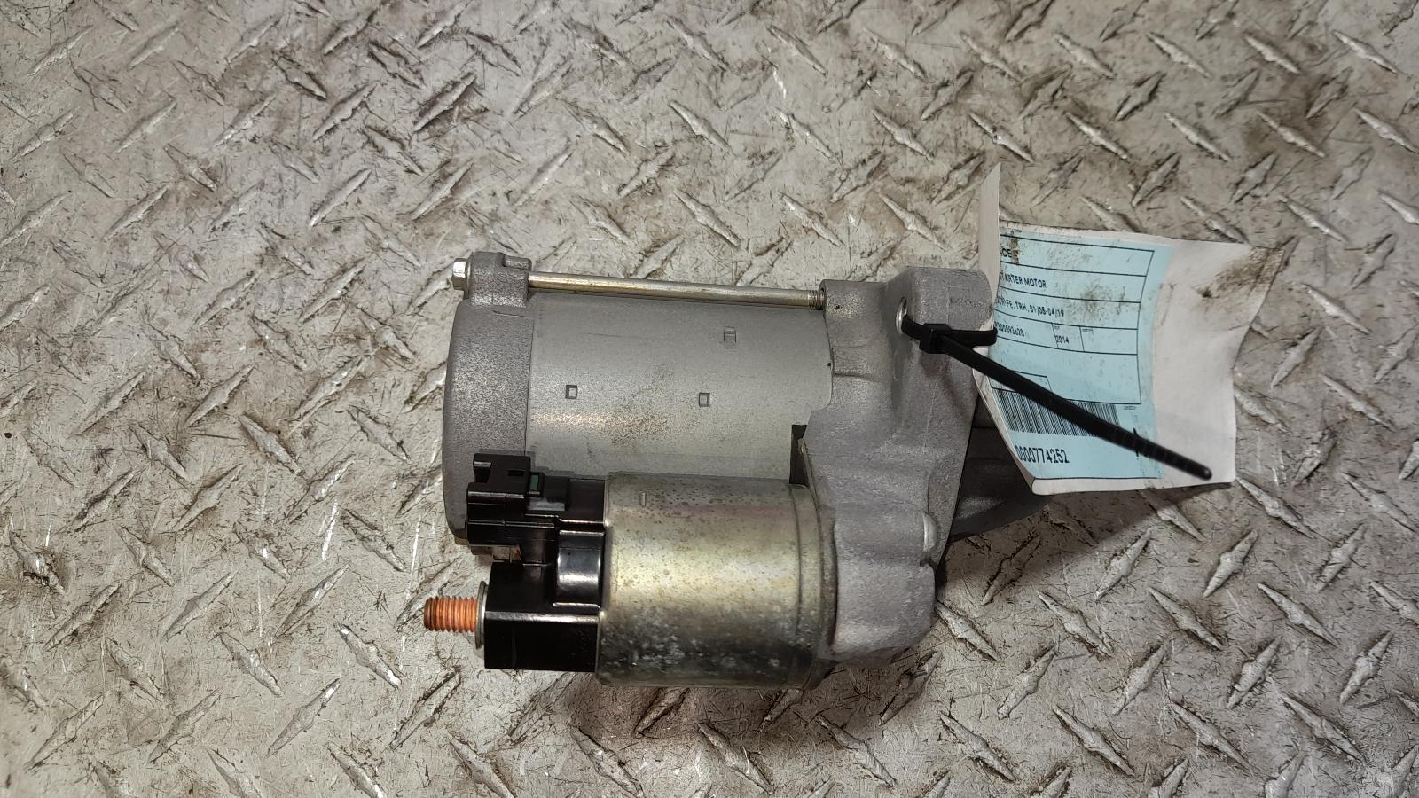 View Auto part Starter Toyota Hiace 2014