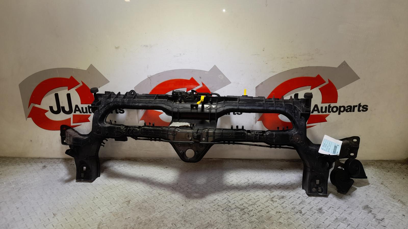 View Auto part Radiator Support Ford Transit Custom 2018