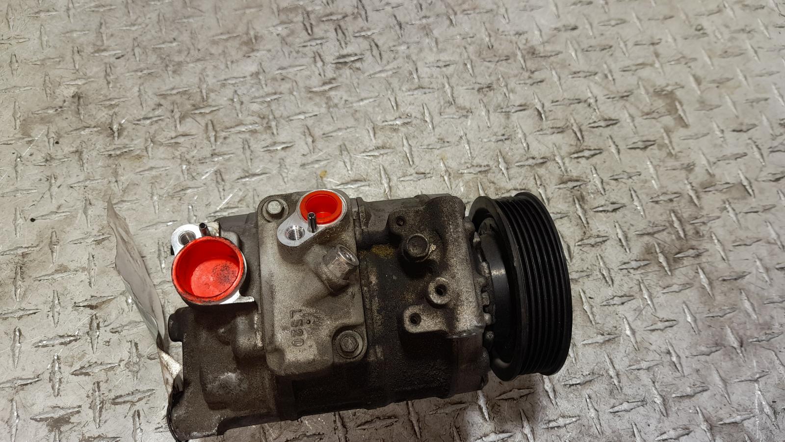 View Auto part A/C Compressor Volkswagen Tiguan 2016