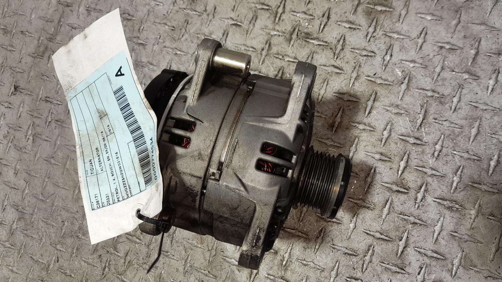 View Auto part Alternator Volkswagen Tiguan 2016