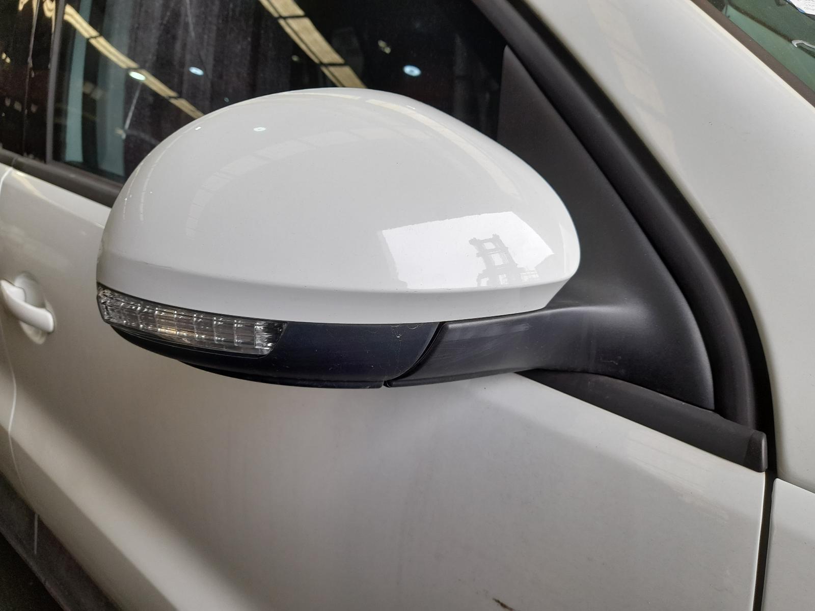 View Auto part Right Door Mirror Volkswagen Tiguan 2016