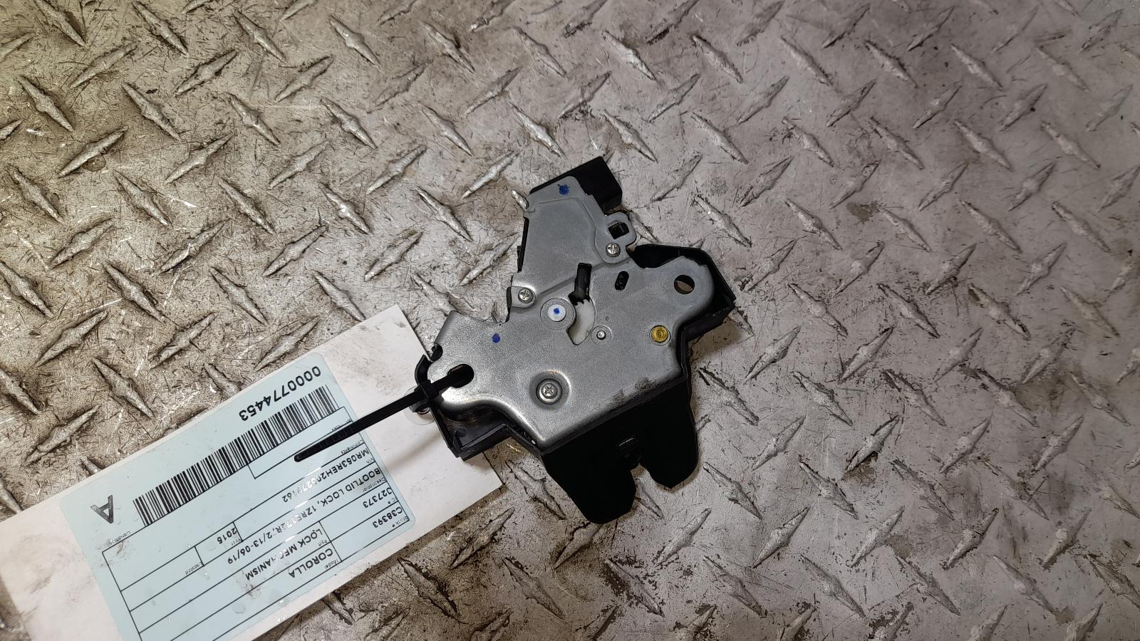 View Auto part Door/Boot/Gate Lock Toyota Corolla 2015