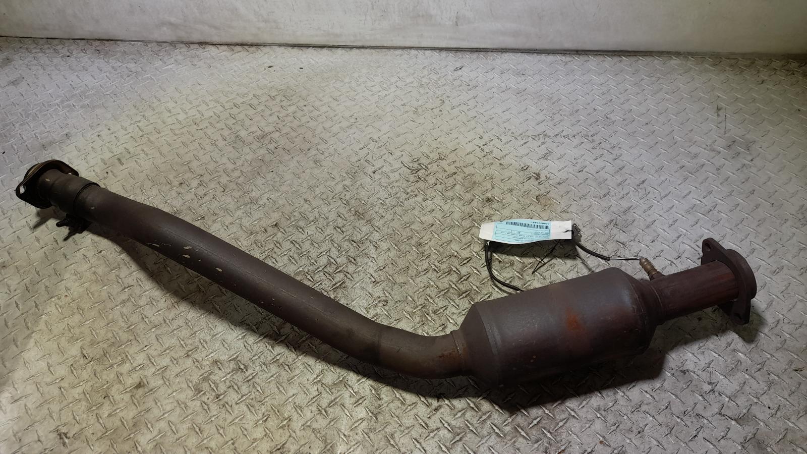 View Auto part Catalytic Converter Jeep Grandcherokee 2011