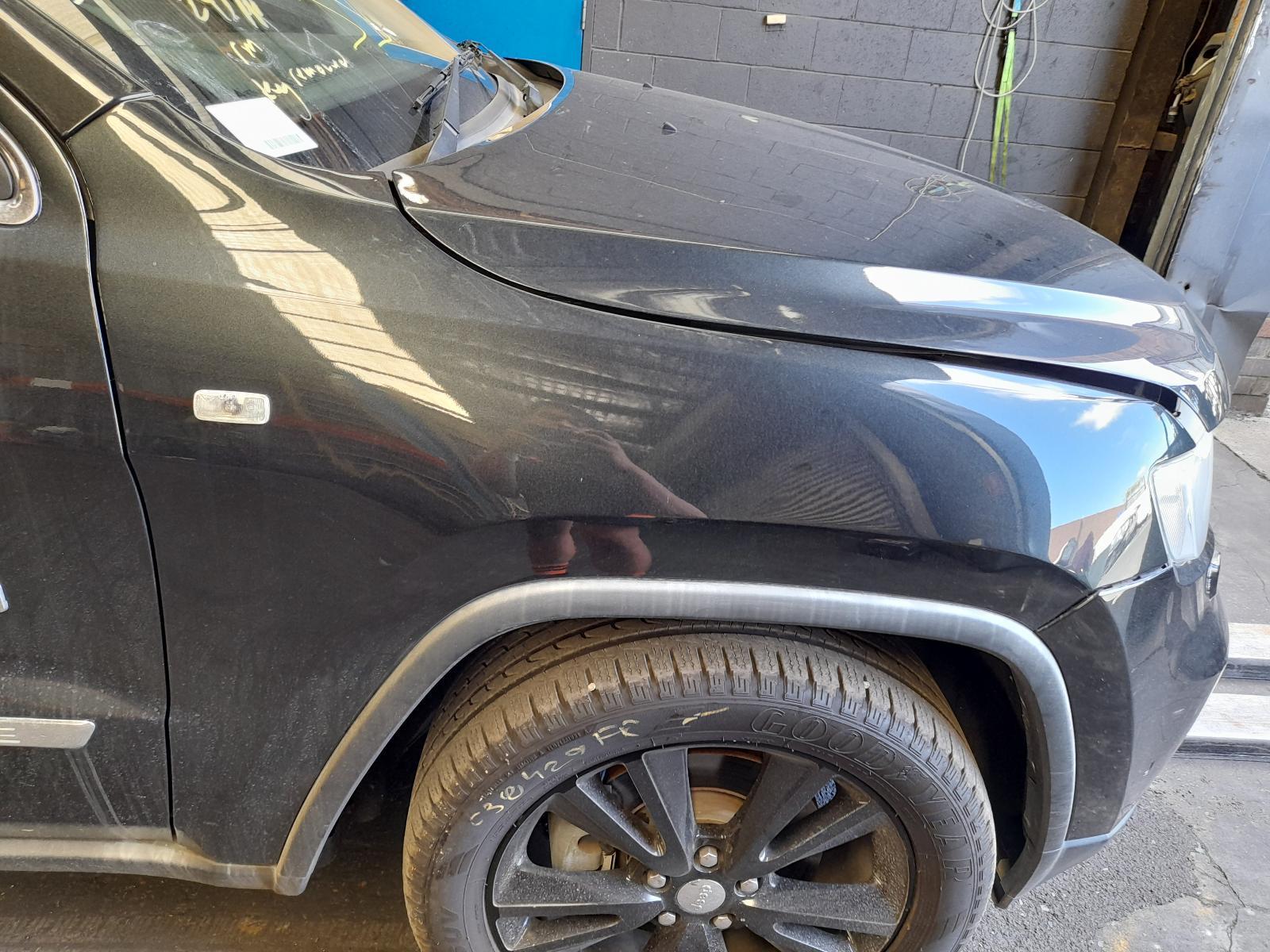 View Auto part Right Guard Jeep Grandcherokee 2011