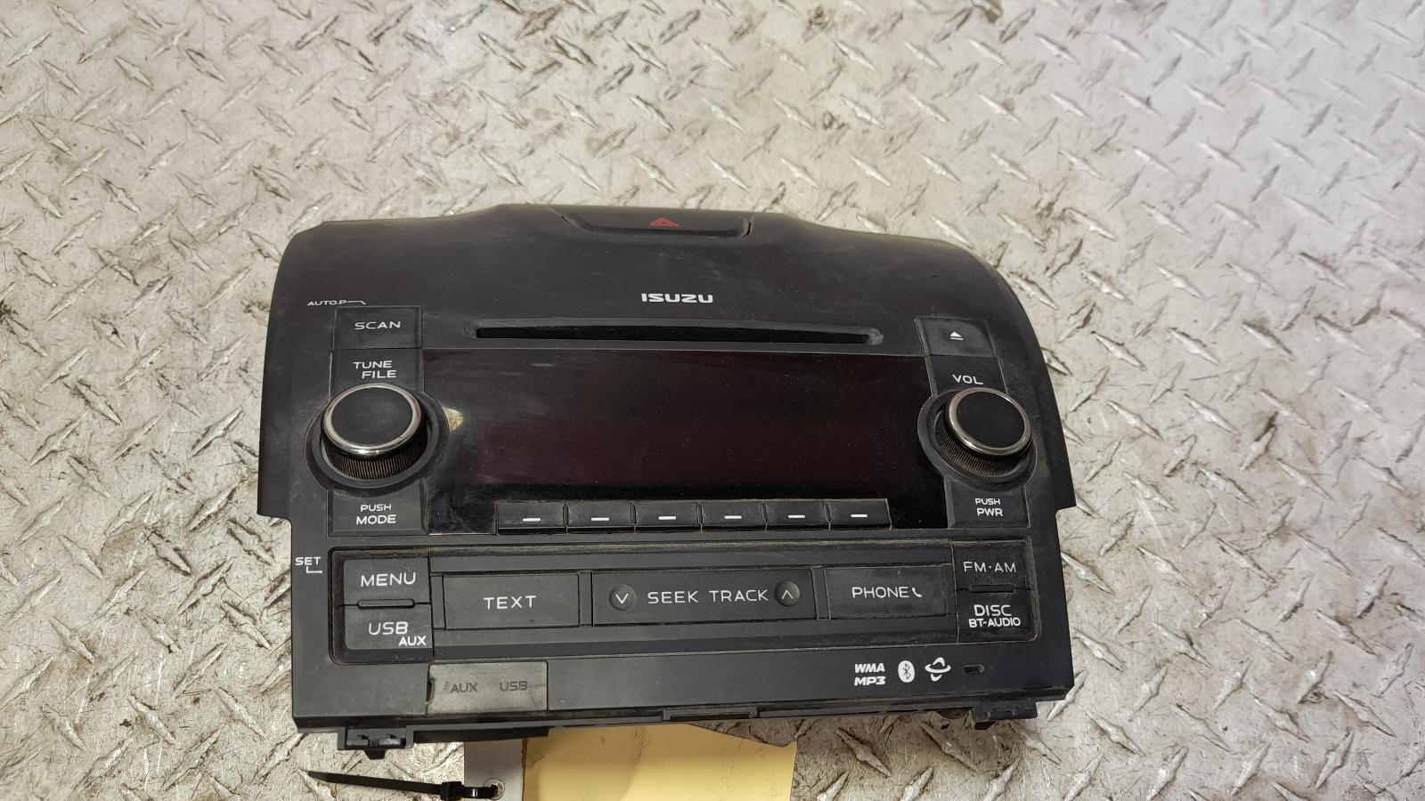 View Auto part Radio/Cd/Dvd/Sat/Tv Isuzu Dmax 2016