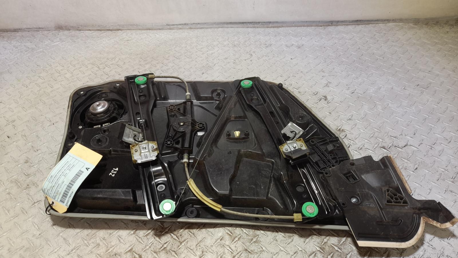 View Auto part Right Front Window Reg/Motor Mercedes A Class 2015